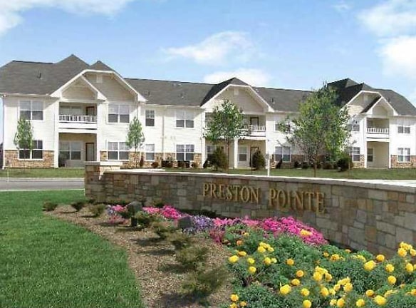 Preston Pointe At Brownstown - Brownstown, MI