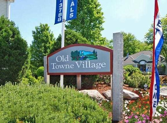 Old Towne Village Apartments - Ayer, MA