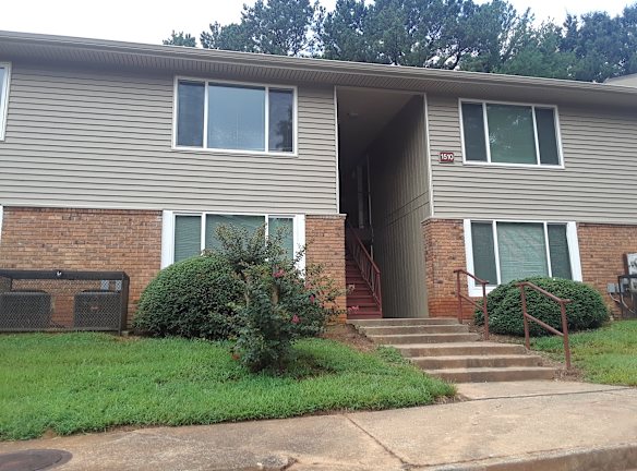 Summit Hill Apartment Homes - Atlanta, GA