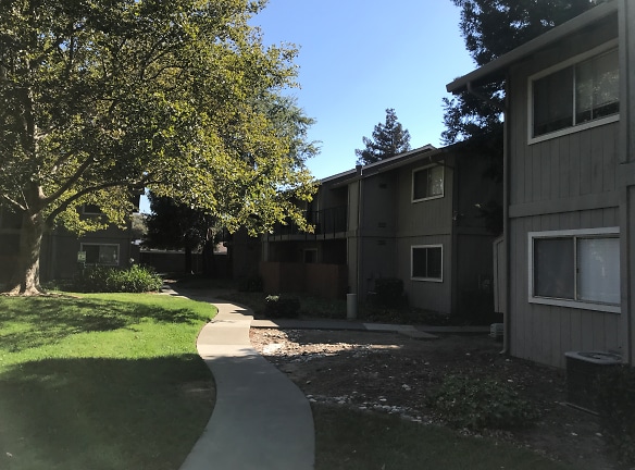 Birchwood Apartments - Fairfield, CA