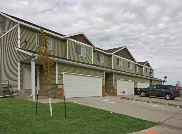 Brookstone Townhomes At Osgood - Fargo, ND