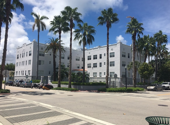 Annell Apartments - Miami Beach, FL