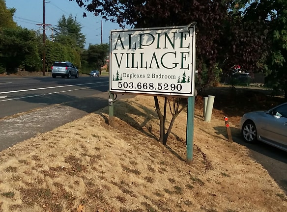 Alpine Village Apartments - Sandy, OR