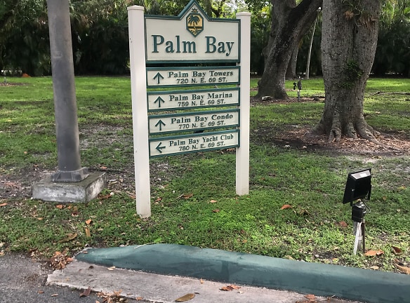 Palm Bay Yacht Club Condo Apartments - Miami, FL