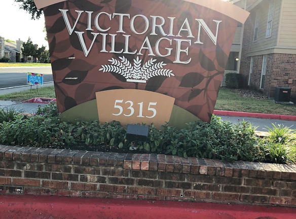 Victorian Village Apartments - San Antonio, TX