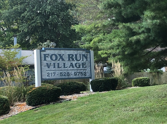 Fox Run Village Apartments - Springfield, IL