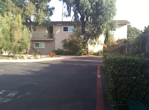 Bay Breeze Apartments - Chula Vista, CA