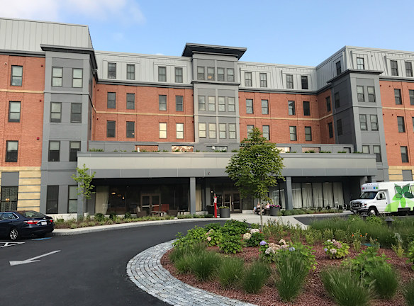 THE RESIDENCE AT MELROSE STATION Apartments - Melrose, MA