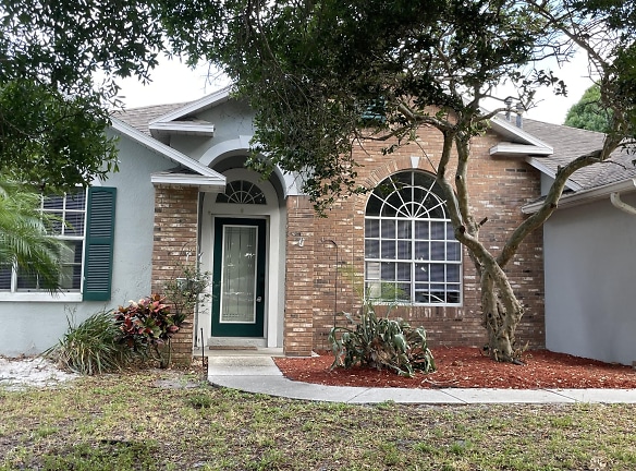 1633 Sweetwater Bend - Melbourne, FL