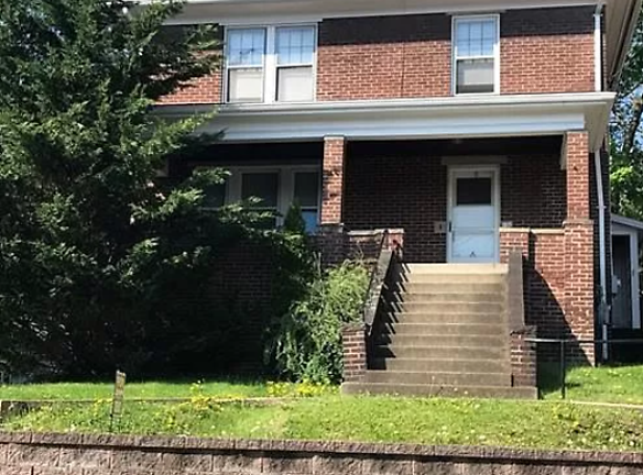 136 Westminster Ave unit 1 - Greensburg, PA