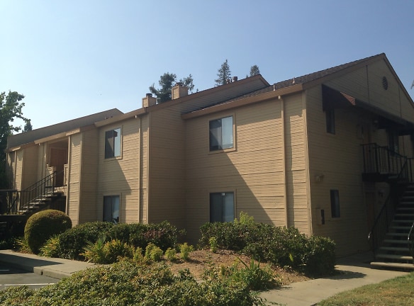 ELLIS LAKE APTS Apartments - Marysville, CA