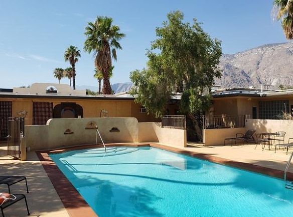 1380 N Indian Canyon Dr unit 3 - Palm Springs, CA