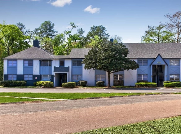 Riverbank Apartment Homes - Jacksonville, FL