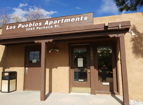 Los Pueblos Apartments - Santa Fe, NM