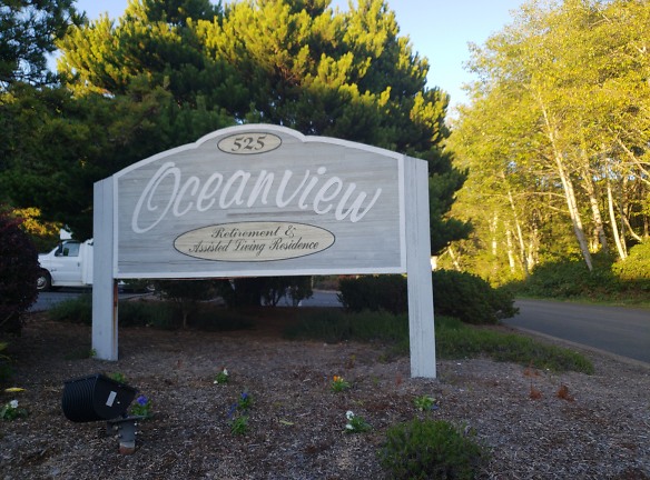 Oceanview Senior Living Apartments - Newport, OR
