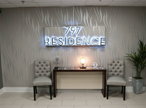797 Residence Apartments - Akron, OH