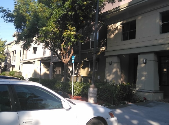 Oak Circle Apartments - San Jose, CA