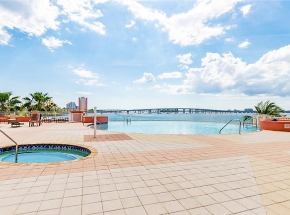 2745 First St #2602 - Fort Myers, FL