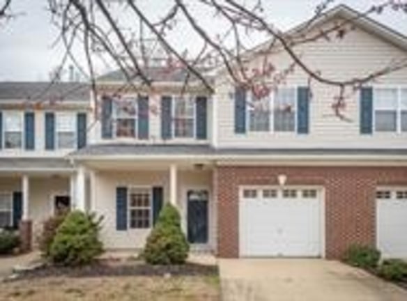 146 Cline Falls Dr - Holly Springs, NC