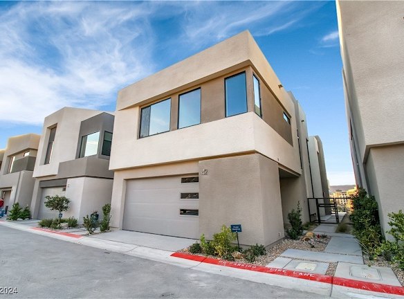 42 Promenade Isle Ln - Henderson, NV