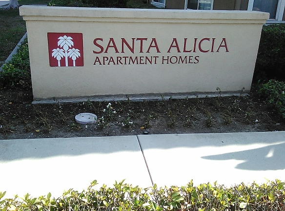 Santa Alicia Apartments - Irvine, CA