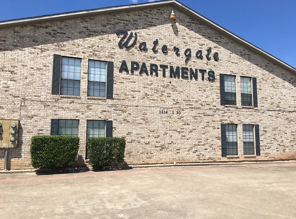 Watergate Apartments - Greenville, TX