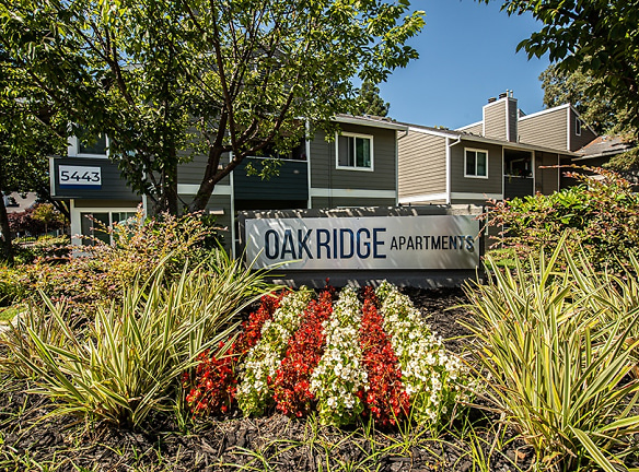 Oak Ridge Apartments - Sacramento, CA