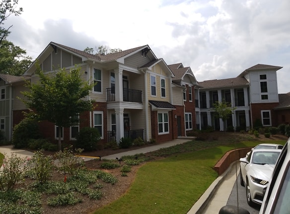 Forrest Heights Apartments - Decatur, GA