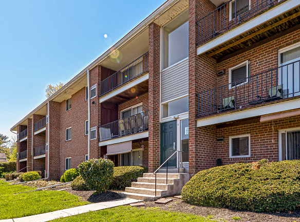 Canal House Apartments - Morrisville, PA