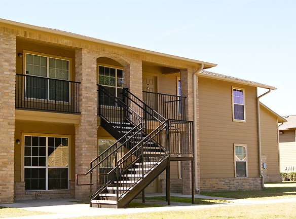 Virginia Estates Apartments - Beaumont, TX