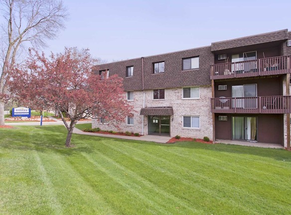 Riverview Apartments - Brooklyn Park, MN