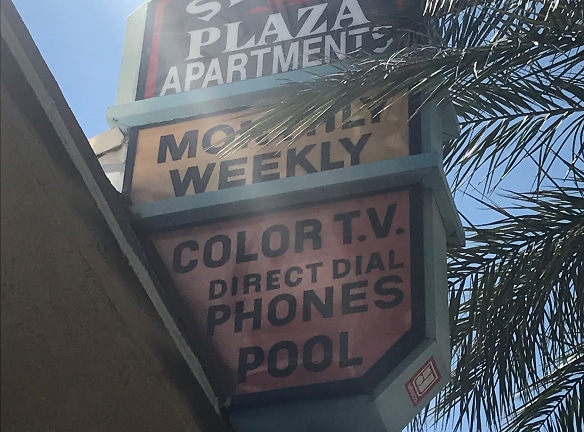 Studio Plaza Apartments - Las Vegas, NV