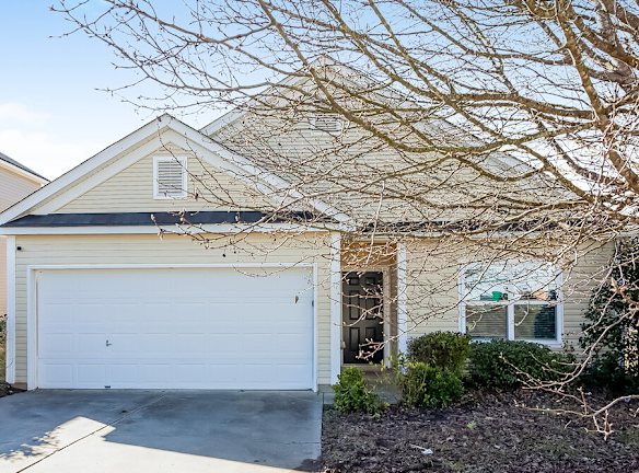 11535 Carnsore Ct - Charlotte, NC
