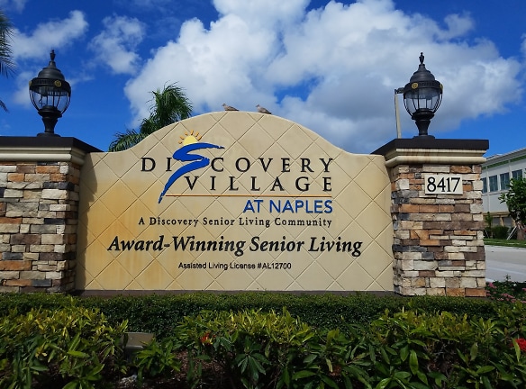 DISCOVERY VILLAGE AT NAPLES Apartments - Naples, FL
