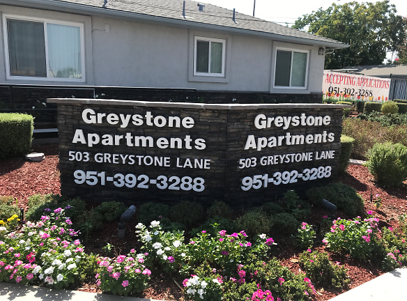 Greystone Apartments - Hemet, CA