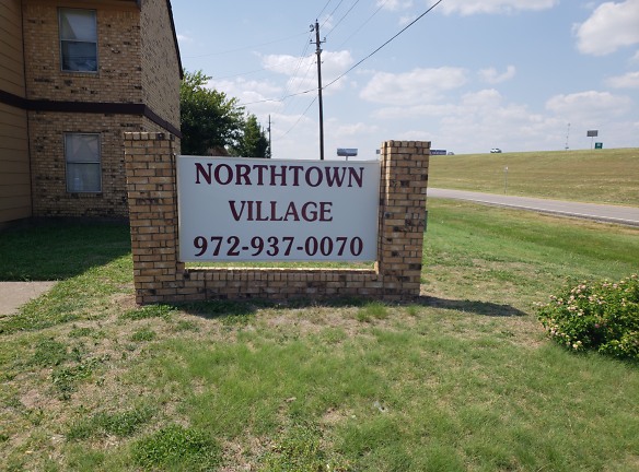Northtown Village Apartments - Waxahachie, TX