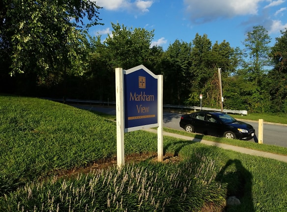 Markham View Condominiums Apartments - Hyattsville, MD