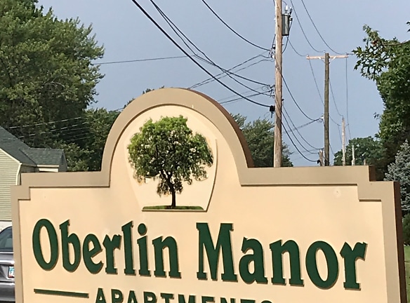 Oberlin Manor Apartments - Lorain, OH