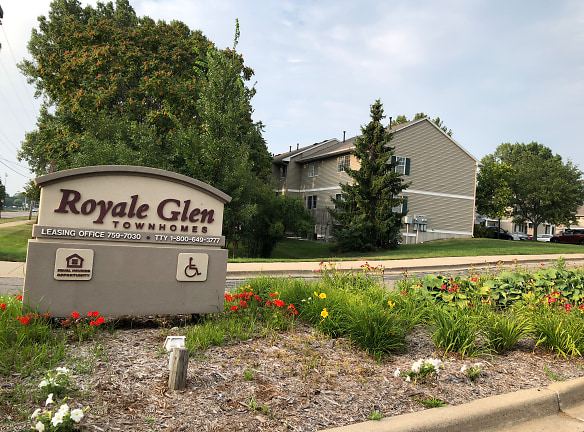 Royale Glen Apartments - Muskegon, MI