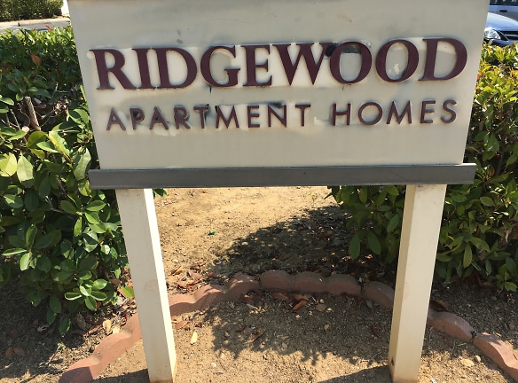 Ridgewood Apartments - Sacramento, CA