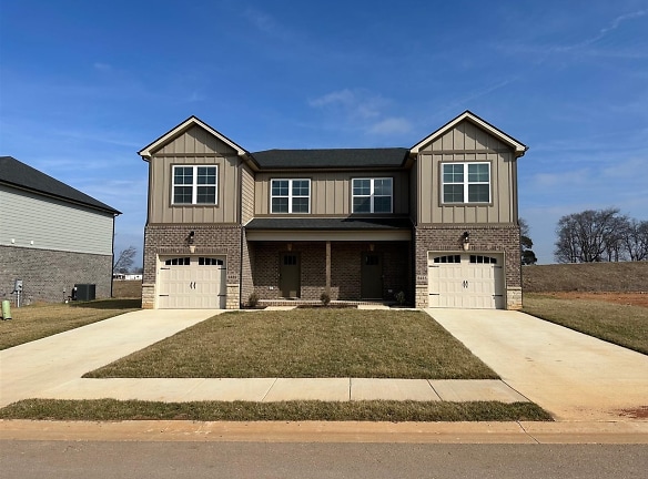 6485 Fortuna Ave - Bowling Green, KY