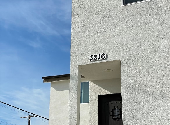 3216 Morgan Ave - Los Angeles, CA