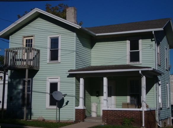 16 N Washington St unit lower - Janesville, WI