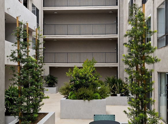 Lyric Apartments - Los Angeles, CA