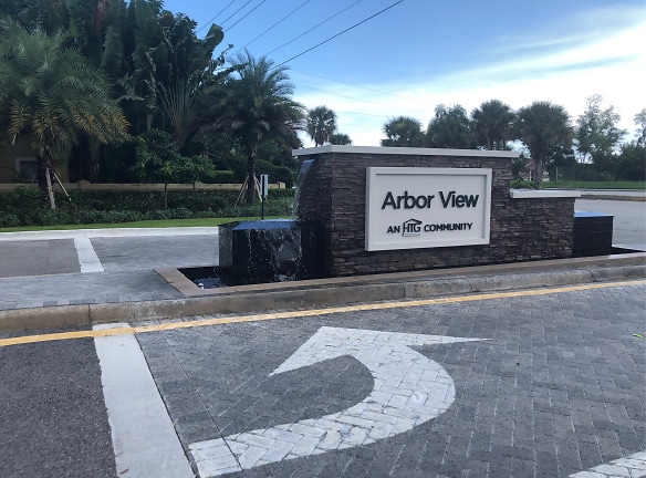 Arbor View Apartments - Margate, FL