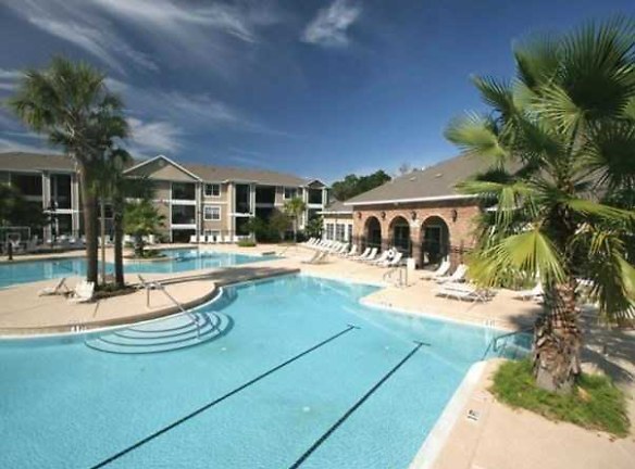 The Estates - Gainesville, FL
