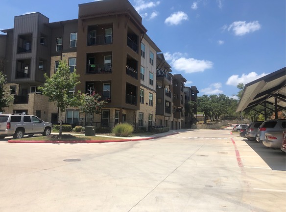 Discovery Village At Dominion Apartments - San Antonio, TX
