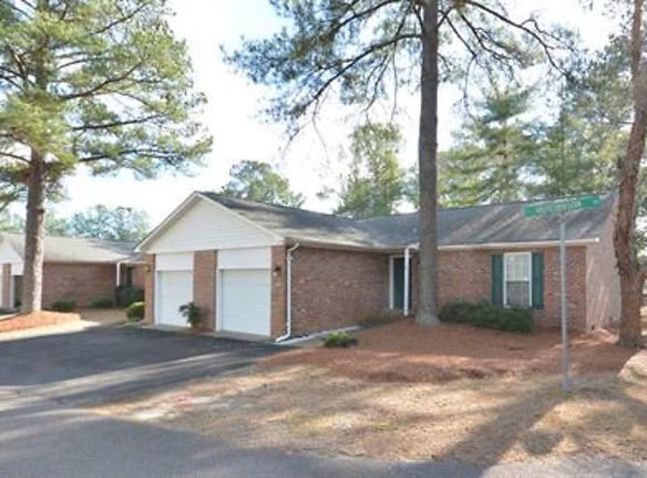 33 Prospect St - Southern Pines, NC
