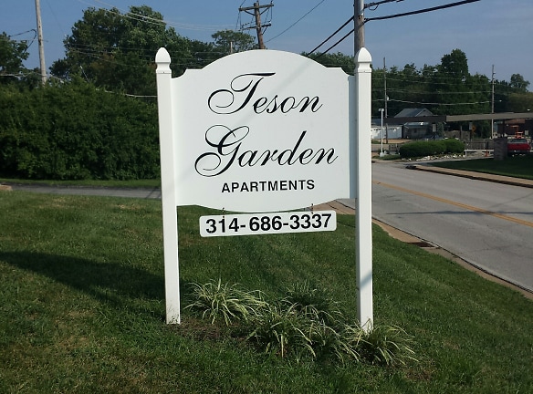 Teson Gardens Apartments - Hazelwood, MO