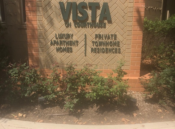 Vista At Courthouse Apartments - Arlington, VA
